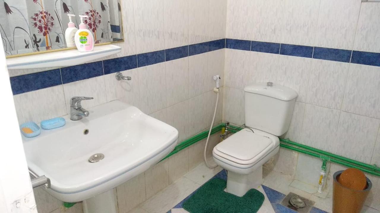 مكرم عبيد للعائلات فقط 21 Families Only Apartment *