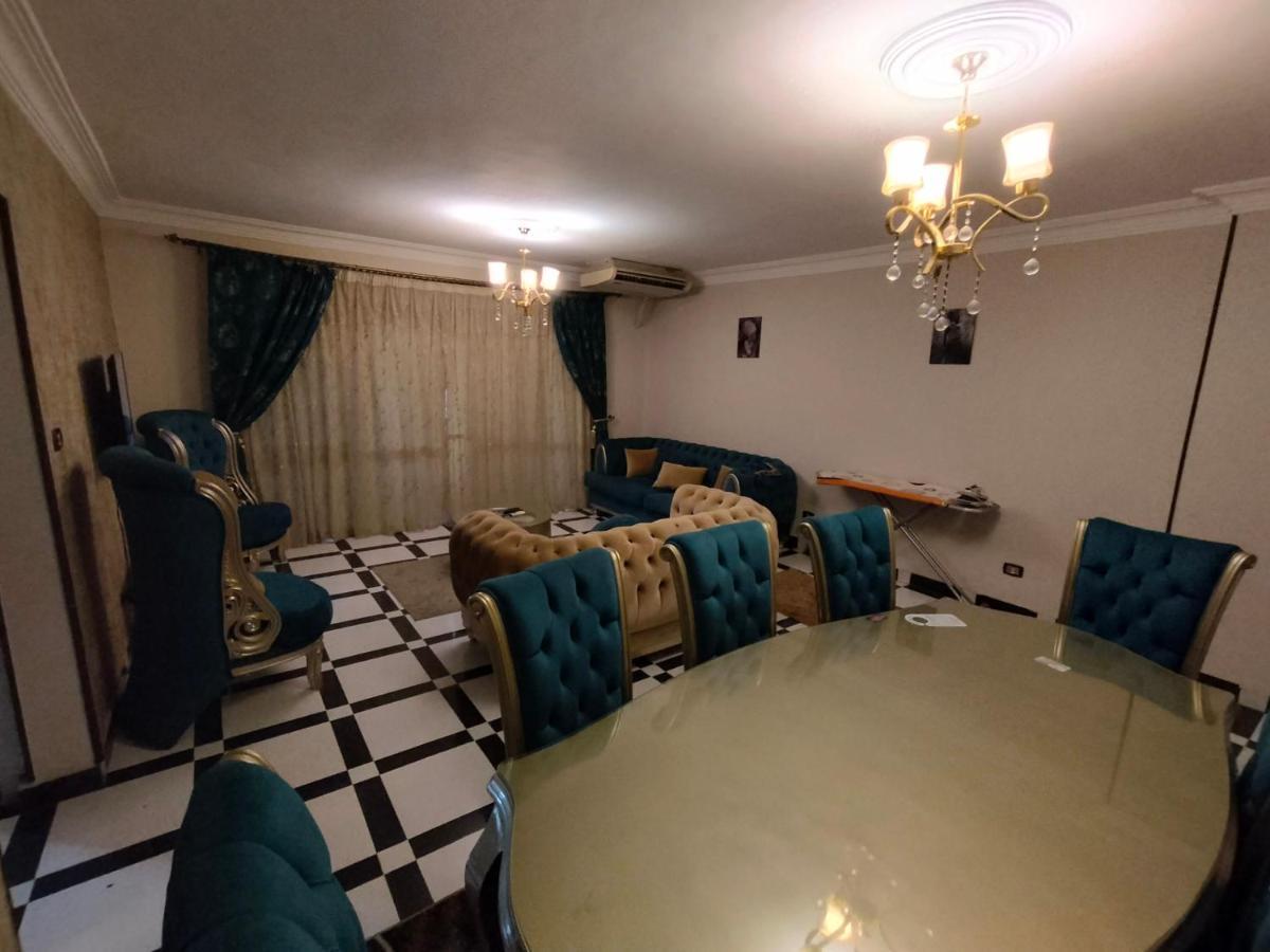 مكرم عبيد للعائلات فقط 21 Families Only Apartamento *